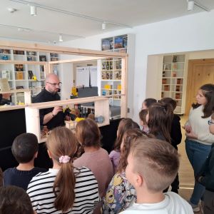 Știri, evenimente, comunicate