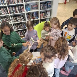 Știri, evenimente, comunicate